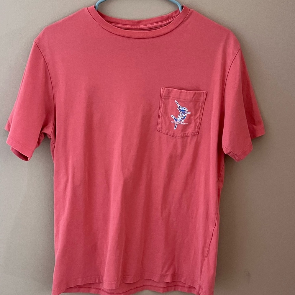 Small Vineyard Vines short sleeve shirt
